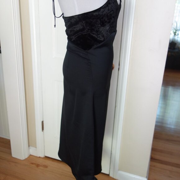 NWT $58 K / LAB Black Evening Shoulder Ties Mixed Velvet Slip Dress – Small - Picture 3 of 10